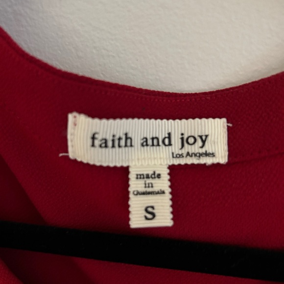 Red blouse - Picture 2 of 3